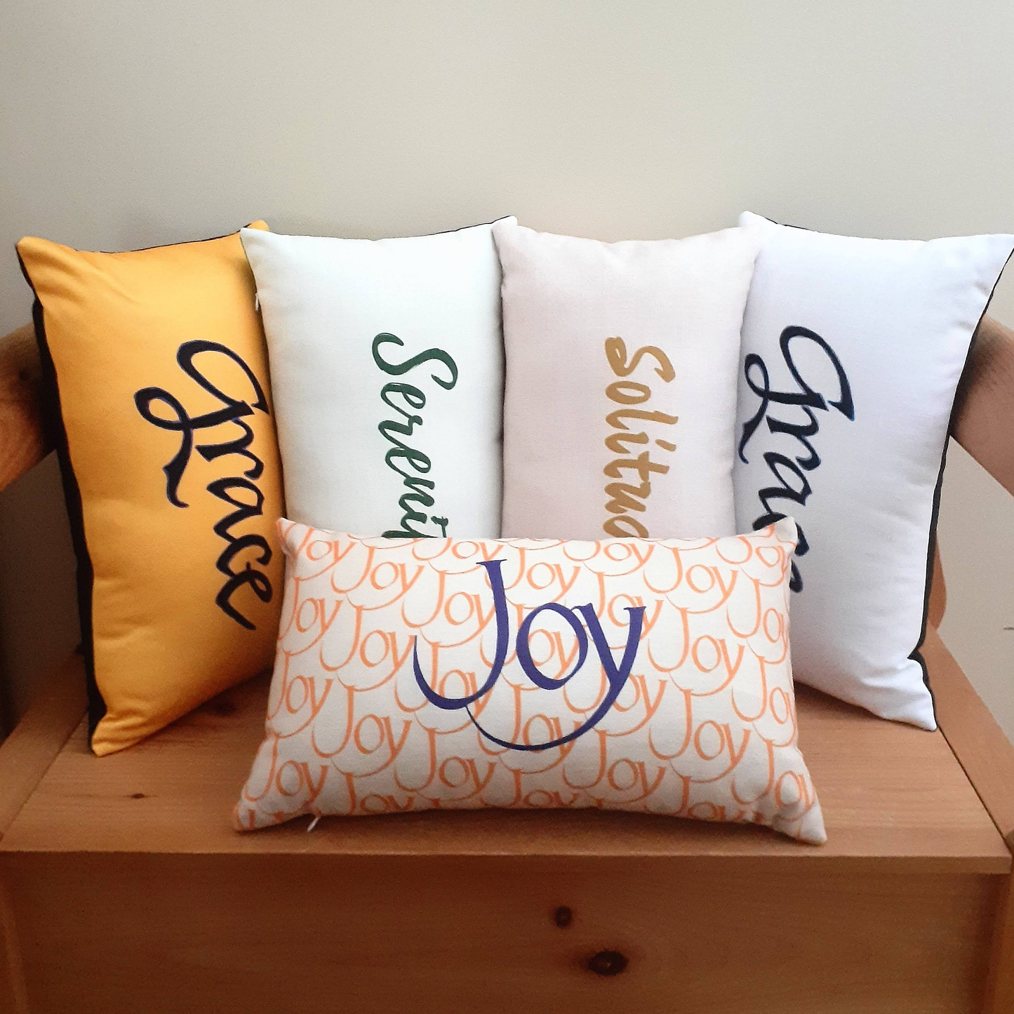 Abundant Joy: Classic Cushion | 20″×12″